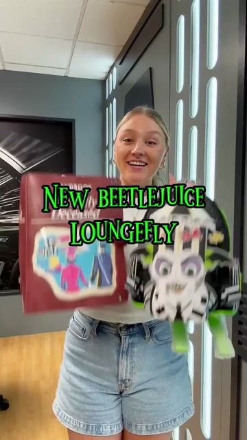 Featuring a practical crossbody design and eye-catching details, the Loungefly Beetlejuice Sandworm Crossbody Bag lets you carry your essentials with a touch of spooky flair!