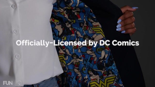 You already feel like an office superhero, so why not look the part as well?! This DC Comics Wonder Woman Suit Blazer looks like an ordinary suit blazer, but packs a punch with its Wonder Woman themed interior liner.
