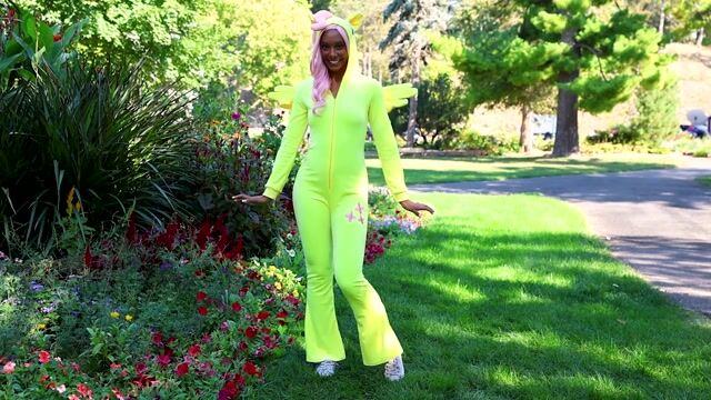 FUN2006AD Fluttershy Costume.webmhd
